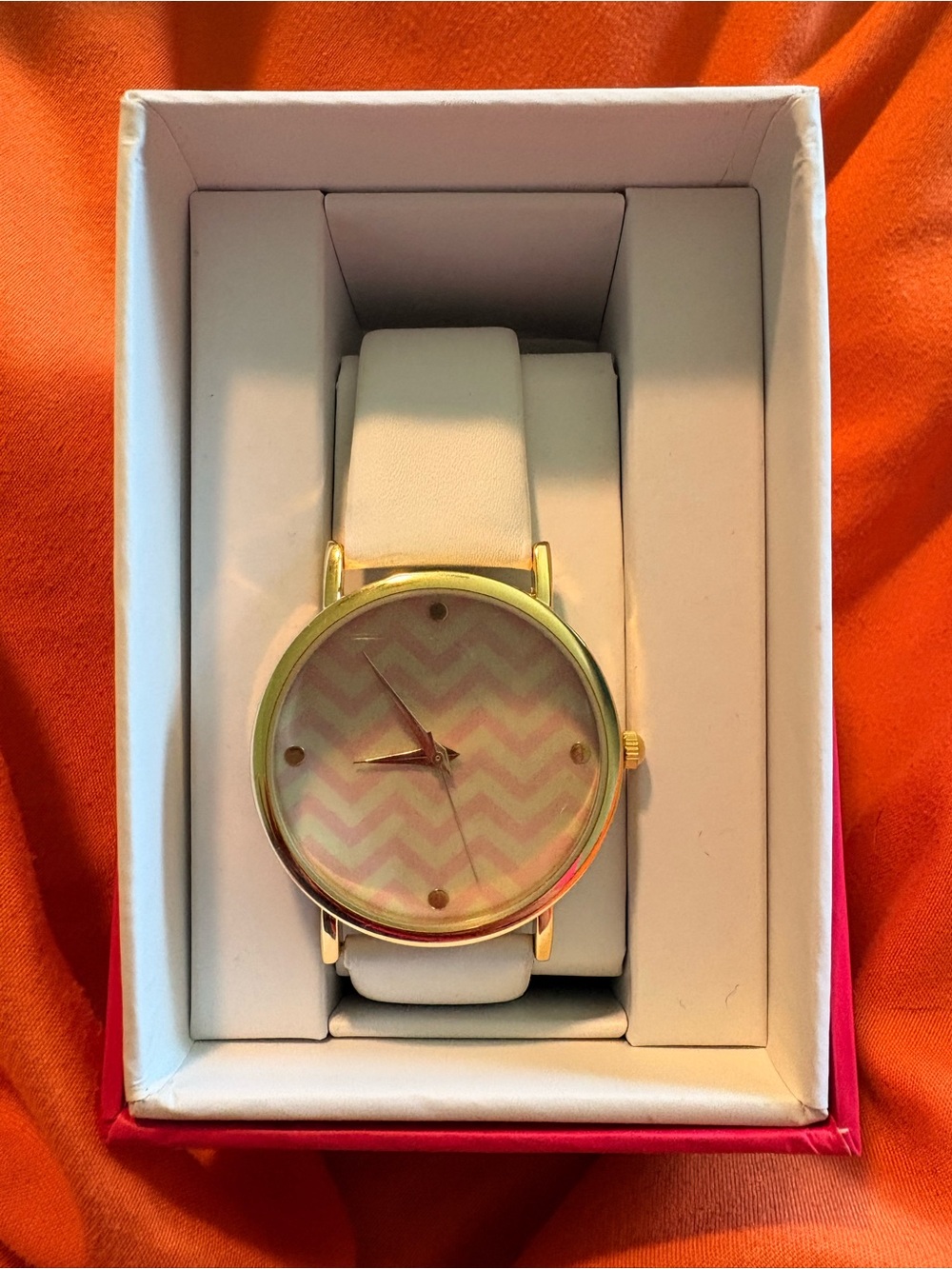 Gold-Tone Case White Strap Watch with Pink Chevron Dial